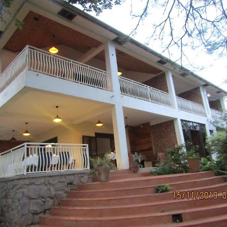 Bed and Breakfast Hospitality Connect Kampala Zewnętrze zdjęcie